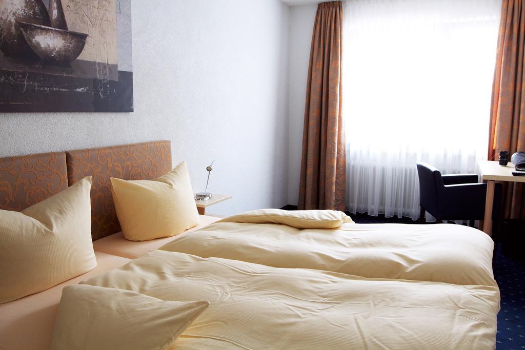 Hotel Restaurant Engel Pfaffenweiler ห้อง รูปภาพ